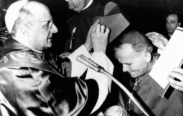 ADVANCE FOR FRIDAY PMS, OCT. 1--The late Pope Paul VI places the cardinal's hat on the head of Karol Wojtyla, declaring him a cardinal in 1967.  Wojtyla, elected the first non-Italian Pope in 450 years Pontiff on Oct. 17, 1978, is the subject of a new book by George Weigel, 'Witness to Hope: The Biography of Pope John Paul II.' (AP Photo/Files) <

 0 PICTURE_OK HEADER_OK 0 1 

>