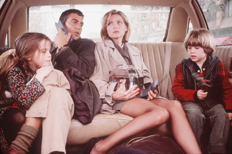 1996 Mae Whitman, George Clooney, Alex D. Linz, and Michelle Pfeiffer stars in the new movie \"One Fi