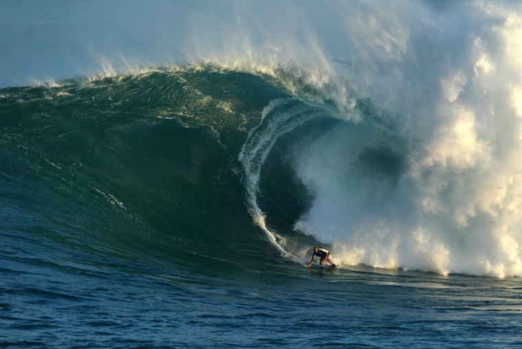 Surfing 2002 - Big Wave Surfing
