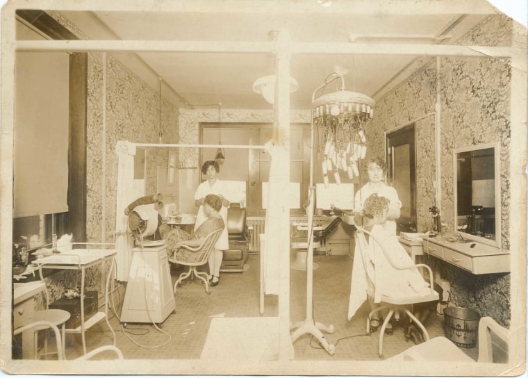 Anna Lillian MacElroy Barrett (May May) is beautician on the left. 1929 Philidelphia, Pa