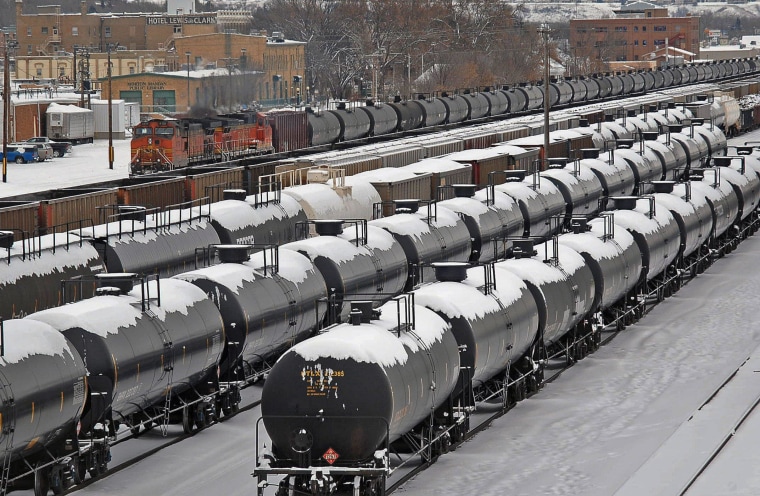 Image: Rail cars backed up after North Dakota derailment