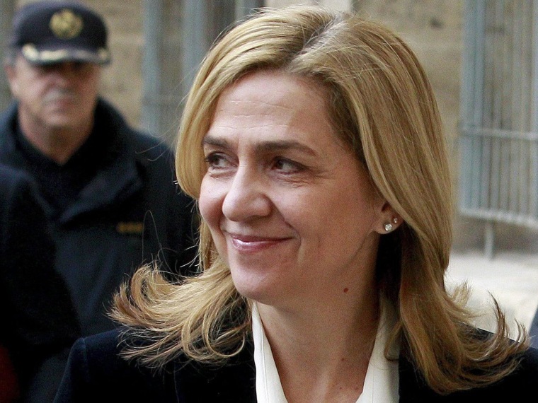 Image: Spain's Princess Cristina arrives at a court to testify in a corruption case