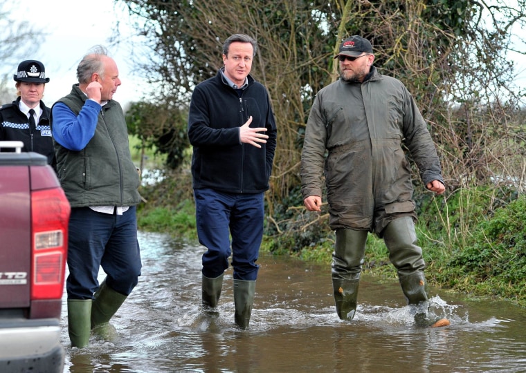 Image: British PM David Cameron visits flood-affected areas