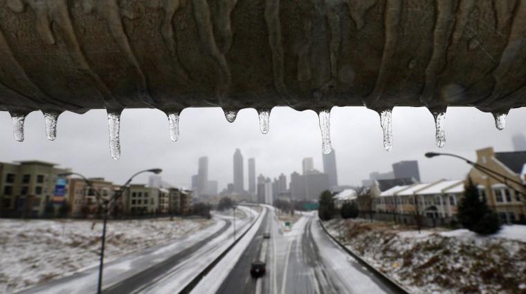 Image: Winter storm strikes metro Atlanta