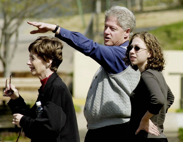US President Bill Clinton and his daughter Chelsea