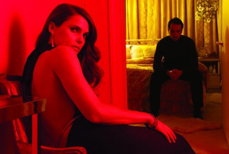 Keri Russell and Matthew Rhys star in FX's "The Americans."