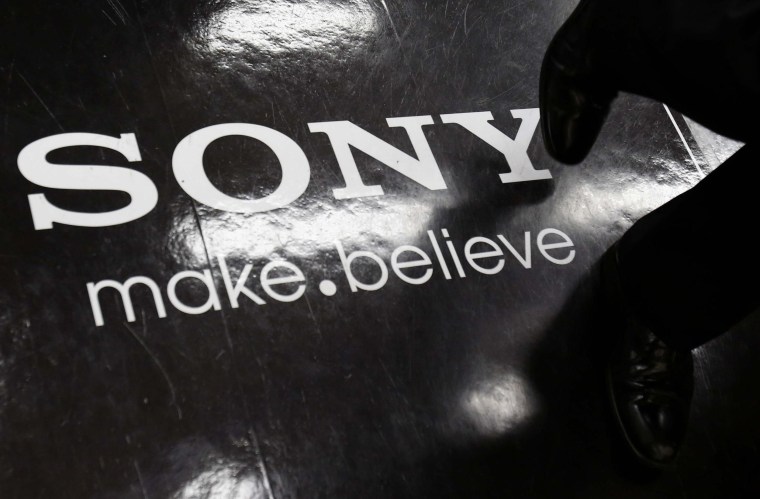 Sony is closing 20 of its 31 U.S. retail stores as it struggles to compete with Apple and Samsung.