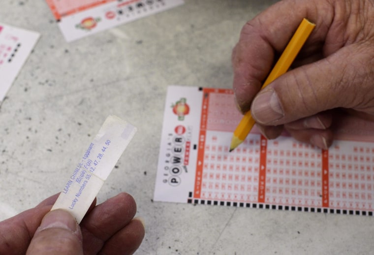 Image: US lottery jackpot reaches 500 million dollars
