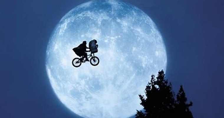 Image: A scene from 'E.T.: The Extra-Terrestrial'