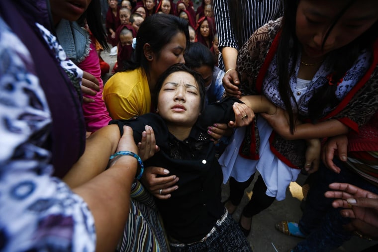 Image: Funeral for victime of Everest avalanche