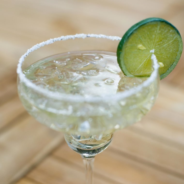 Image: Close-up of a glass of margarita