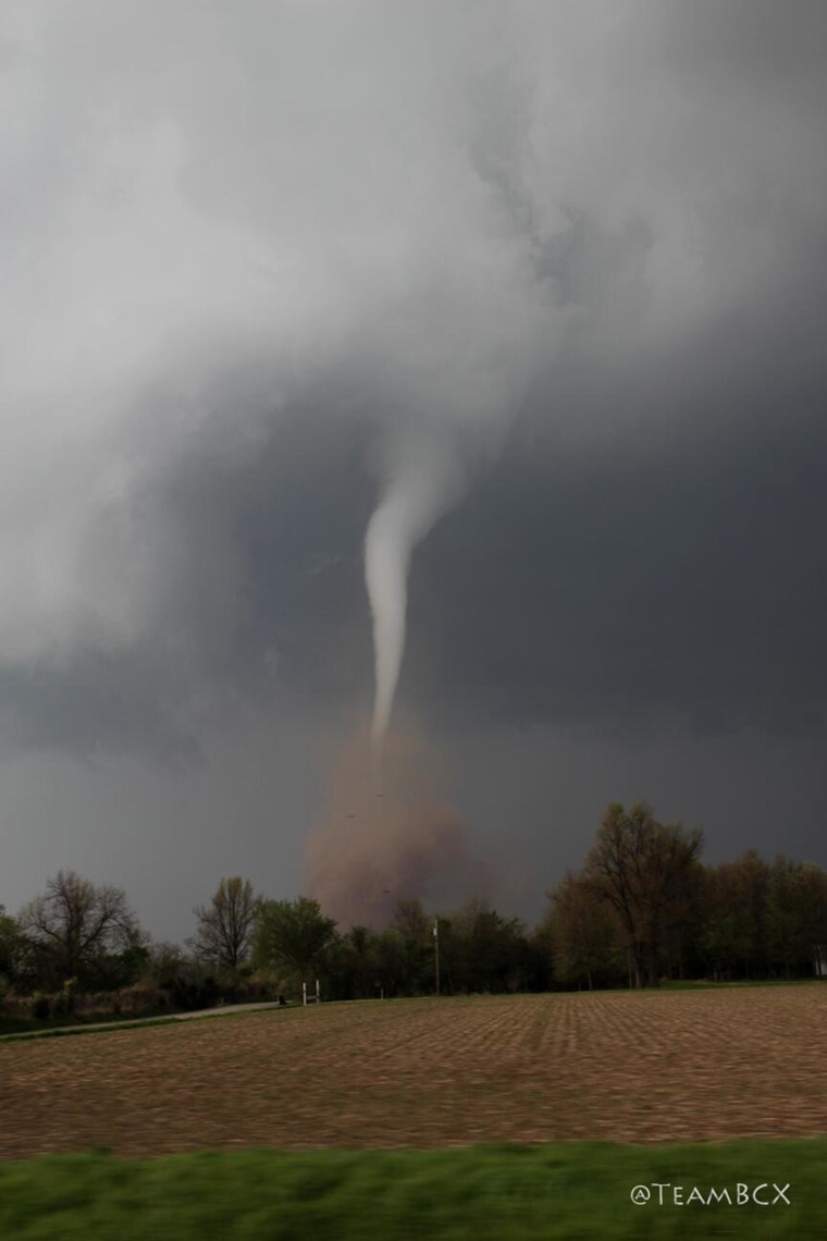 Image: A tornado touches down in Baxter Springs, Kansas, on Sunday
