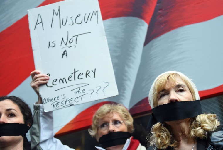 Image: US-ATTACKS-9/11 MEMORIAL-REMAINS-PROTEST