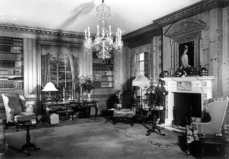 Image: The library in Huguette Clark's unused mansion