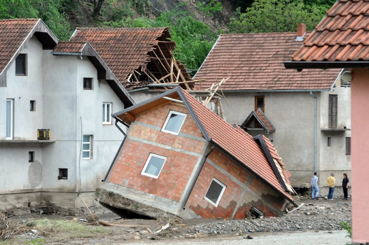 Image: Balkans floods claim dozens of lives