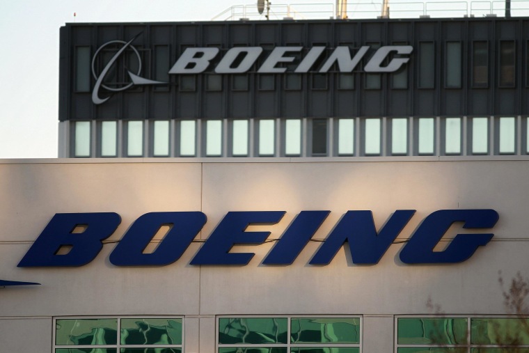 The U.S. agency that investigates air crashes called for lithium-ion batteries on Boeing Dreamliners to undergo more testing to ensure they are safe.