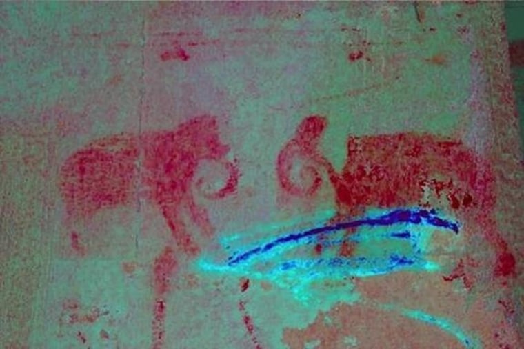 Image: Hidden painting at Angkor Wat showing two elephants