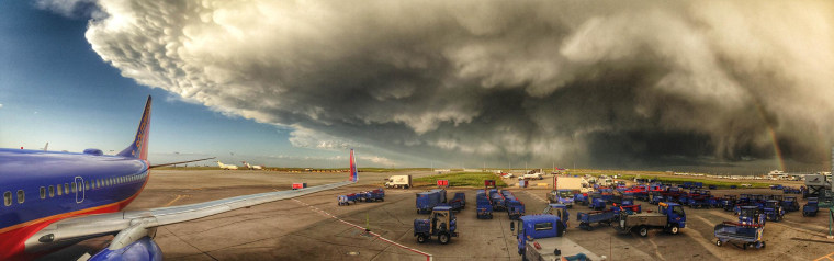 Image: A storm near Denver airport in Colorado
