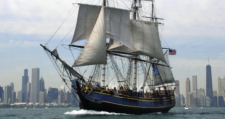 Image: The "HMS Bounty" sails past the Chicago in 2003