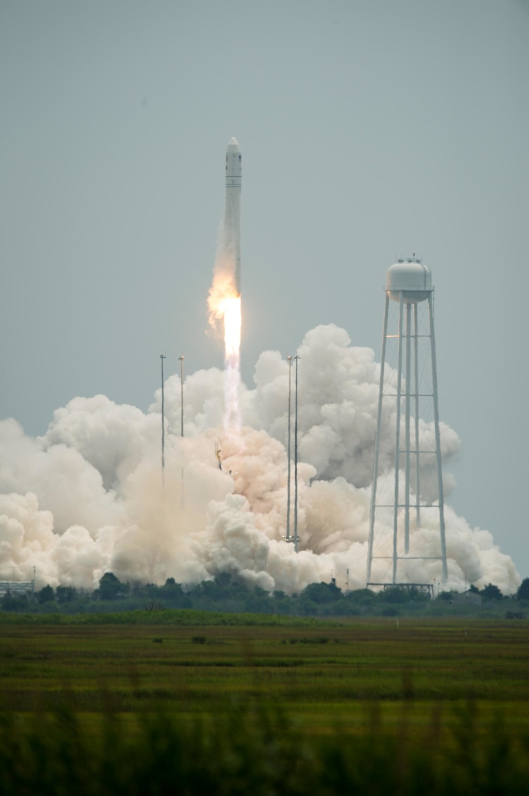 Image: The Orbital Sciences Corporation Antares rocket launches