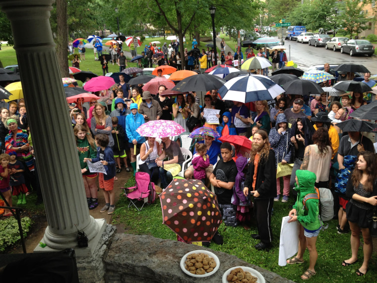 A crowd gathered outside Dylan's lawn to hear him play the piano.