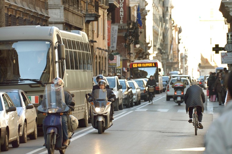 Image: Traffic in Via del Corso in Rome, Italy, Jan. 2005.