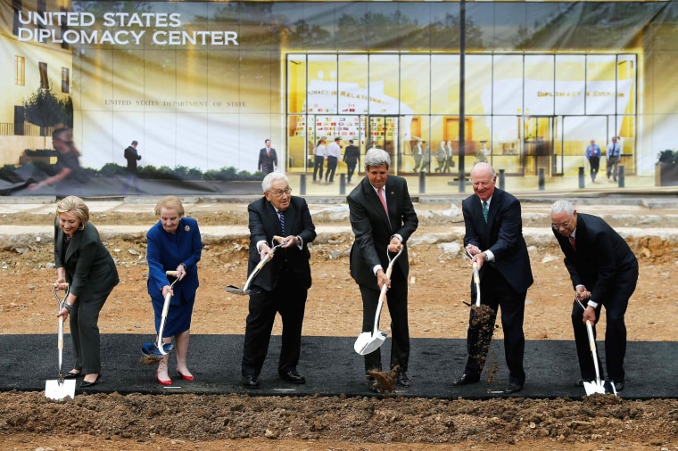 Image: Kerry is joined by former Kissinger, Baker, Albright, Powell and Clinton for a cermonial groundbreaking for the U.S. Diplomacy Center museum at the State Department in Washington