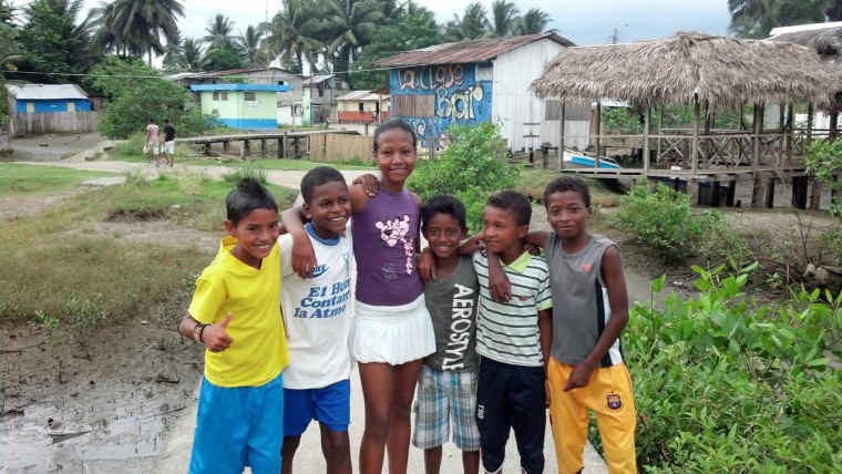 Children in Muisne, Ecuador.