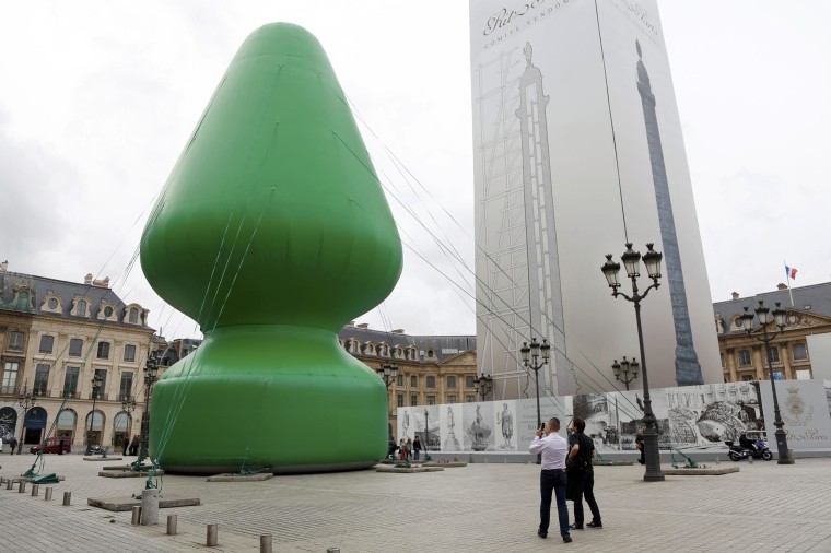 Vandals Bring Down Sex-Toy Shaped Sculpture in Paris