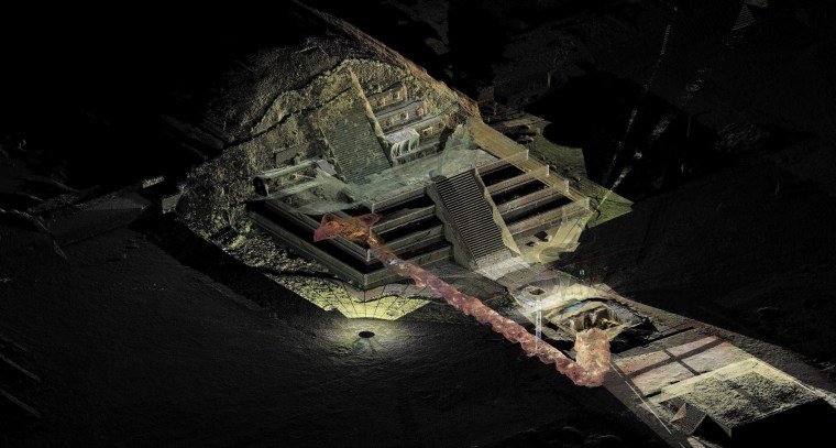 Image: Tunnel discovered under pyramid in Teotihucan archaeological site