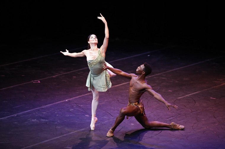 Image: Viengsay Valdes and Brooklyn Mack
