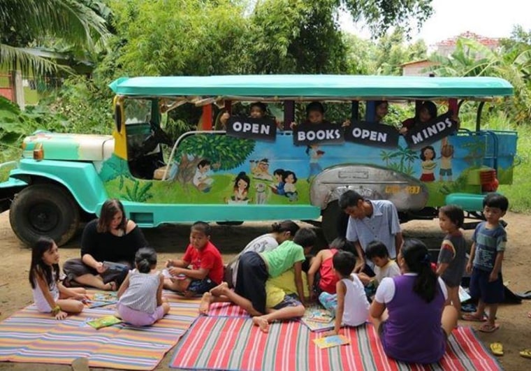 Beep Beep Books at work in the Philippines.