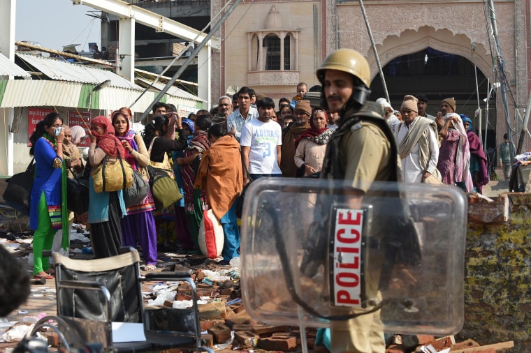 Image: INDIA-POLICE-RELIGION-UNREST