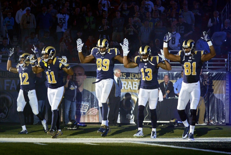 Rams Players Enter Field in 'Hands Up, Don't Shoot' Pose