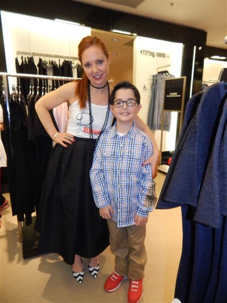 Designer mom clothing for disability-friendly campaigns for kids