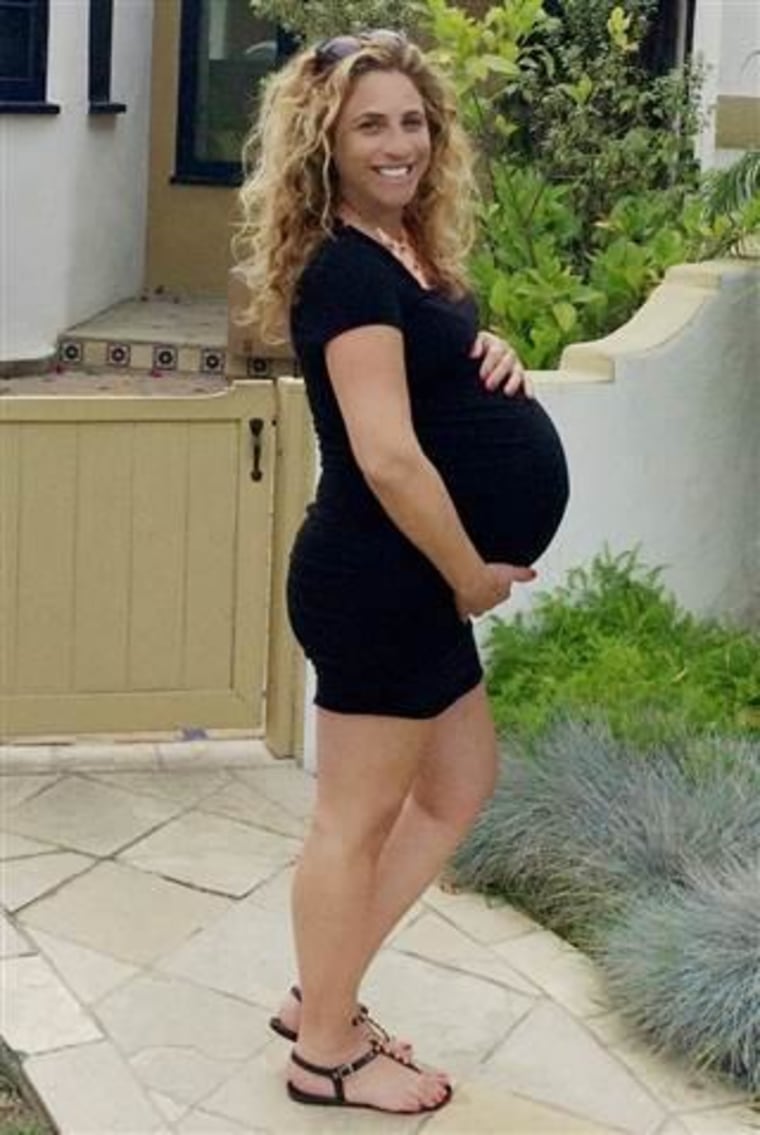 Alesandra Dubin, pictured while 35 weeks pregnant with twins, began experiencing hair loss after giving birth.