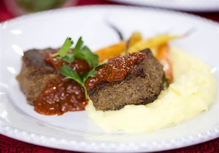 TODAY Show: Jeff IcInnis and Janine Booth cookshort rib meatloaf and mashed potatoes. -- February 11, 2015.