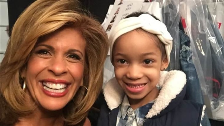 Hoda with Leah Still before both of them took turns down the runway.