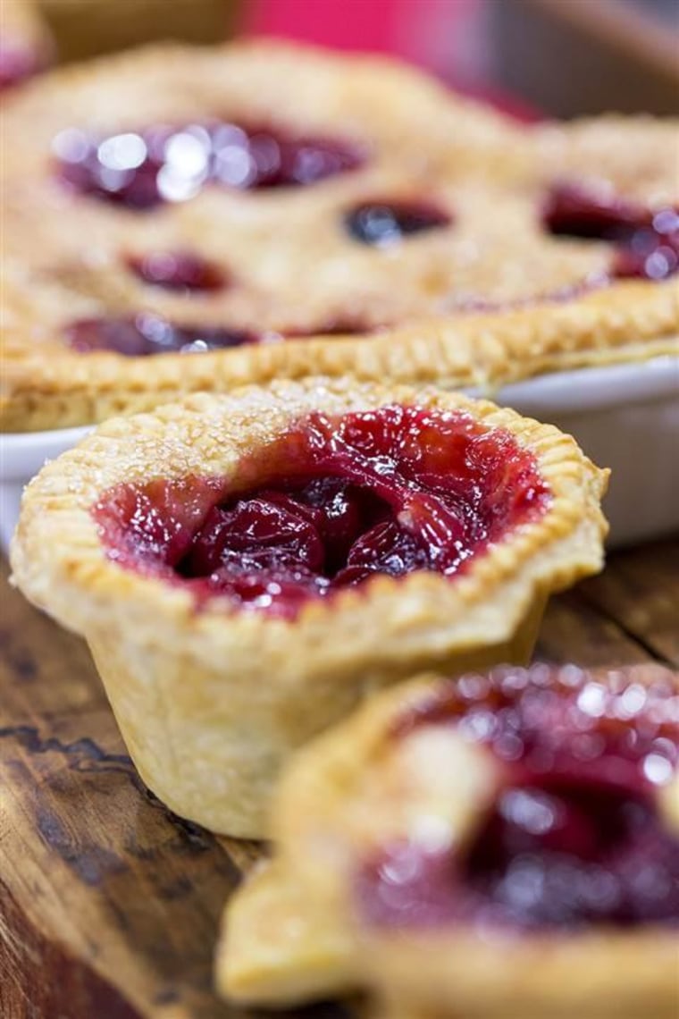 mini cherry tart