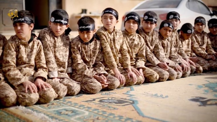 Image: ISIS "cubs" at training camp in Raqqa, Syria