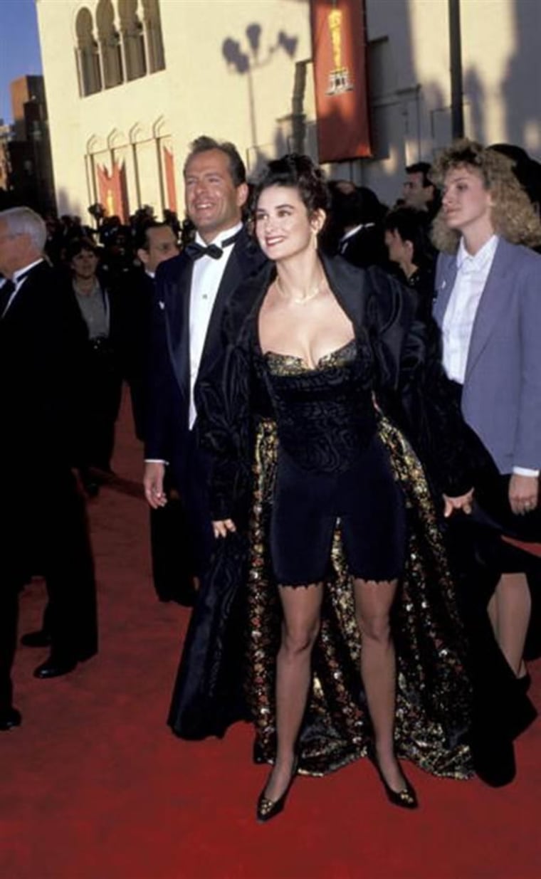 Bruce Willis And Demi Moore at the Oscars in 1989.