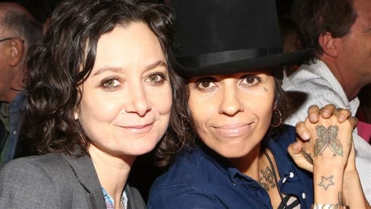 Sara Gilbert and Linda Perry.