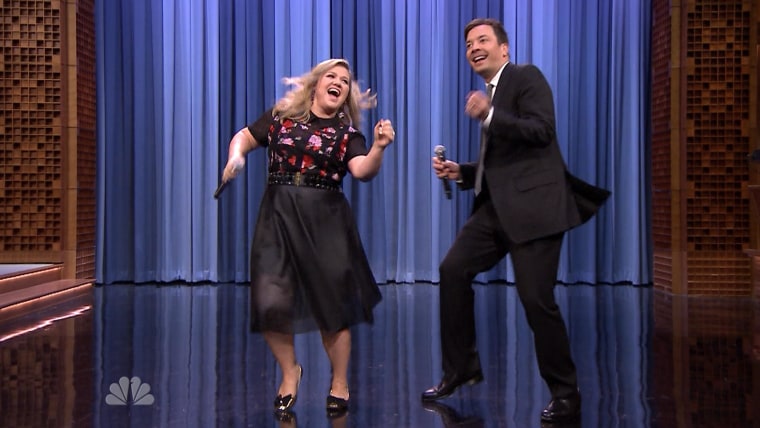 Two, two nice! Jimmy Fallon and Kelly Clarkson.