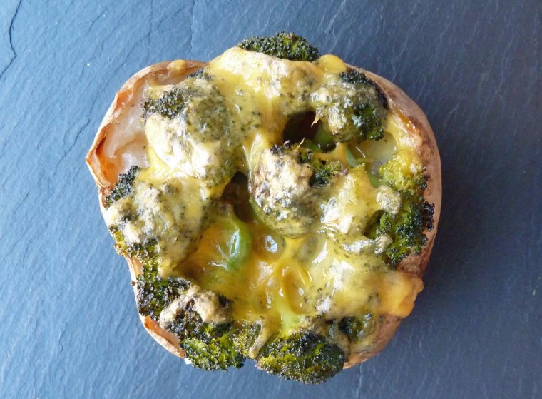Baked potato with broccoli and cheddar