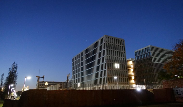 Image: A view of the illuminated new headquarter of the German intelligence agency
