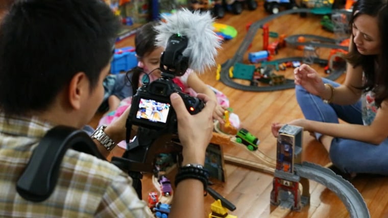 Kids playing toys store videos