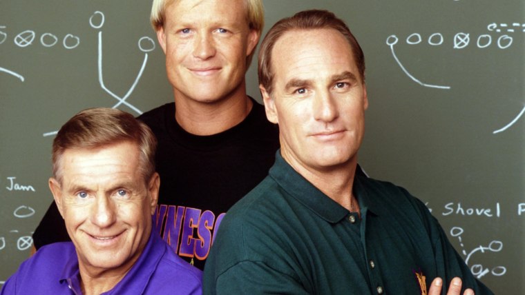 COACH, Jerry Van Dyke, Bill Fagerbakke, Craig T. Nelson (1993-Season 6), 1989-97, (c)Universal/court