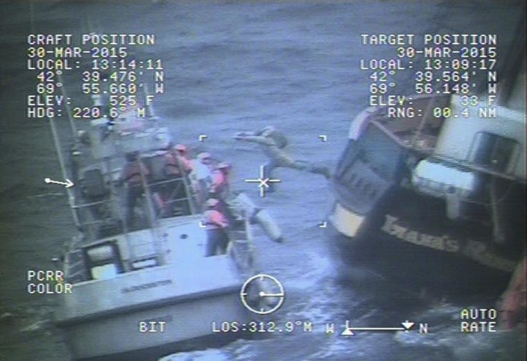 Coast Guard rescues 9 from Canadian Tall Ship