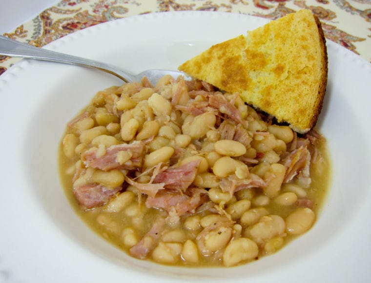 Slow Cooker Ham and White Beans