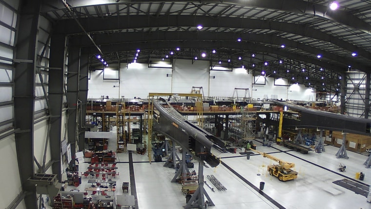 Image: Stratolaunch hangar